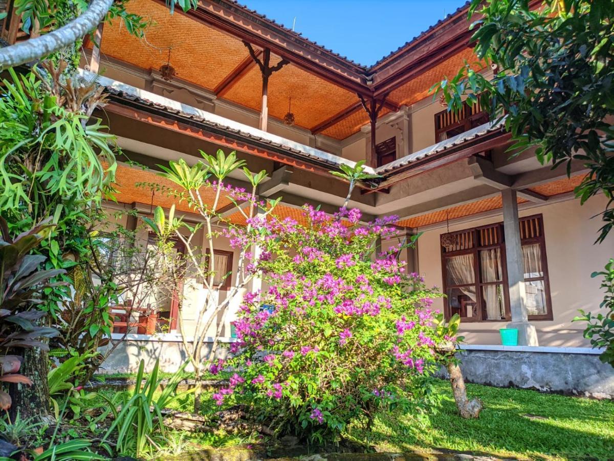 Indraprastha 2 Tempat Tidur & Sarapan