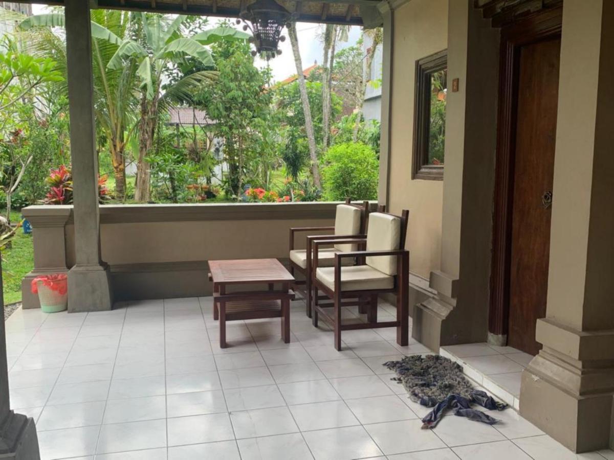 Tempat Tidur & Sarapan Indraprastha 2 2*